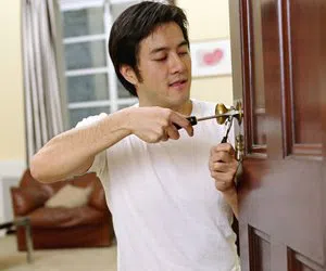 Portland City Locksmith Portland, OR 503-716-1404 - changing-locks